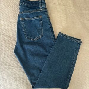 Dark wash Abercrombie curve love jeans